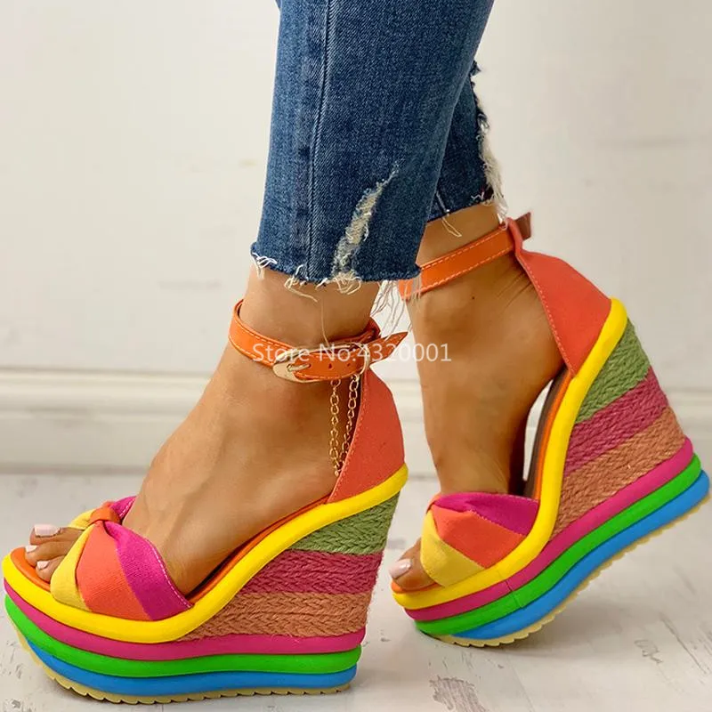 New Colorful Espadrille Wedge Sandals Supper Fashion Platform High Heels Peep Toe Ankle Buckles Women Sandals Hot Selling
New Colorful Espadrille Wedge Sandals Supper Fashion Platform High Heels Peep Toe Ankle Buckles Women Sandals Hot Selling