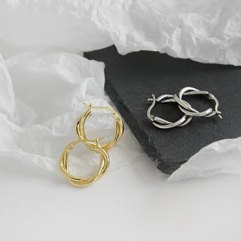 LouLeur 925 sterling silver Twist weave Hoop earrings vintage texture elegant Korea female earrings friendship retro jewelry
LouLeur 925 sterling silver Twist weave Hoop earrings vintage texture elegant Korea female earrings friendship retro jewelry