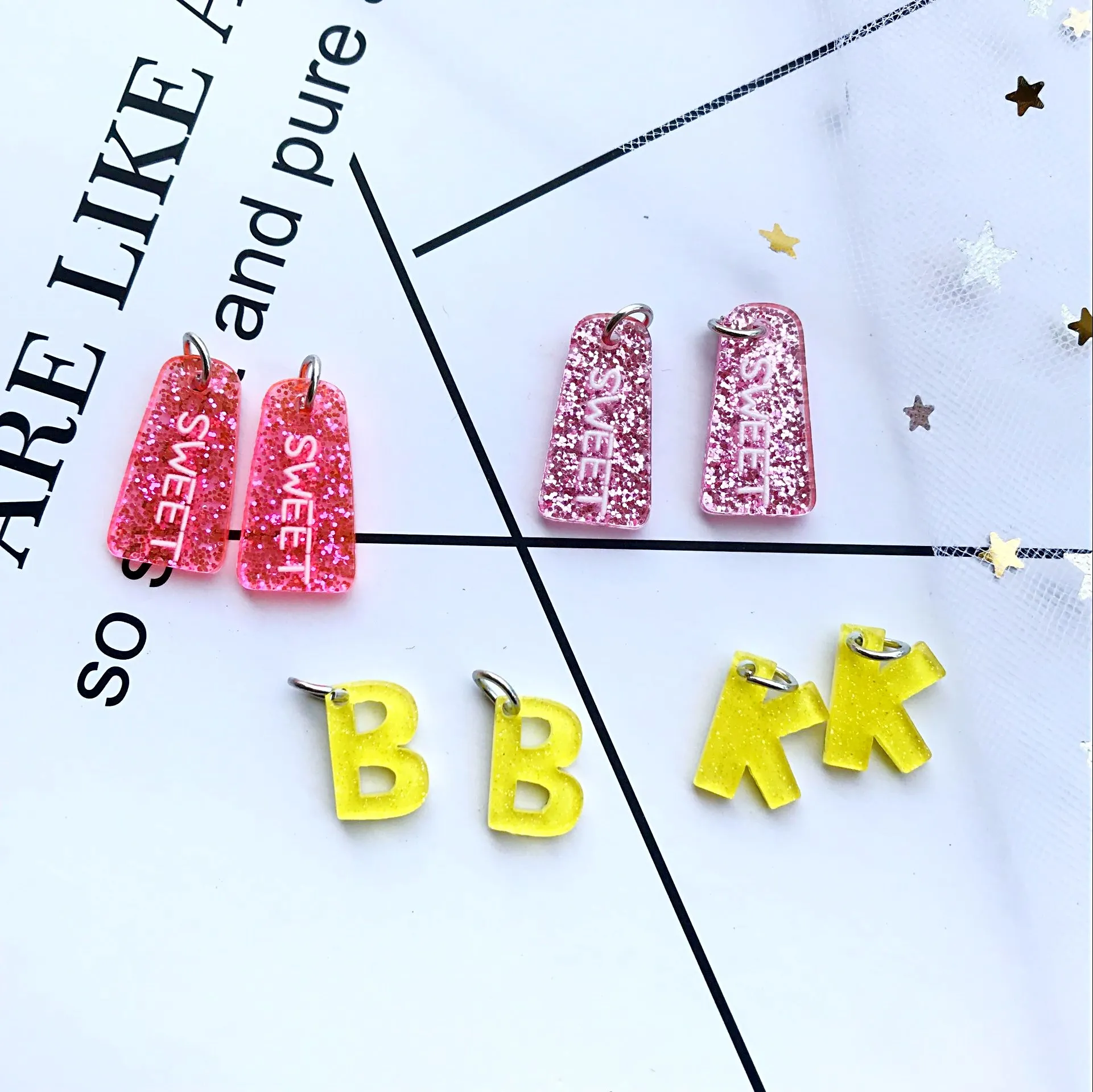 new 10pcs Kawaii acrylic Fashion Letters candy Charms for DIY decoration bag earring key chain accessories Jewelry Making DIY
new 10pcs Kawaii acrylic Fashion Letters candy Charms for DIY decoration bag earring key chain accessories Jewelry Making DIY