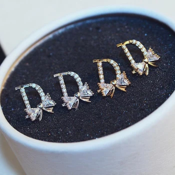 2019 New Small Exquisite D Letters Crystal Stud Earrings for Women Brand Fashion Jewelry Bowknot Earrings For Women
2019 New Small Exquisite D Letters Crystal Stud Earrings for Women Brand Fashion Jewelry Bowknot Earrings For Women