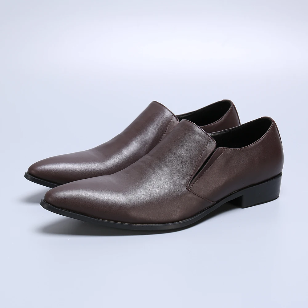 men's leather shoes Pointed leisure large size fashion overshoes loafers British style summer breathable single shoes pure color
men's leather shoes Pointed leisure large size fashion overshoes loafers British style summer breathable single shoes pure color
