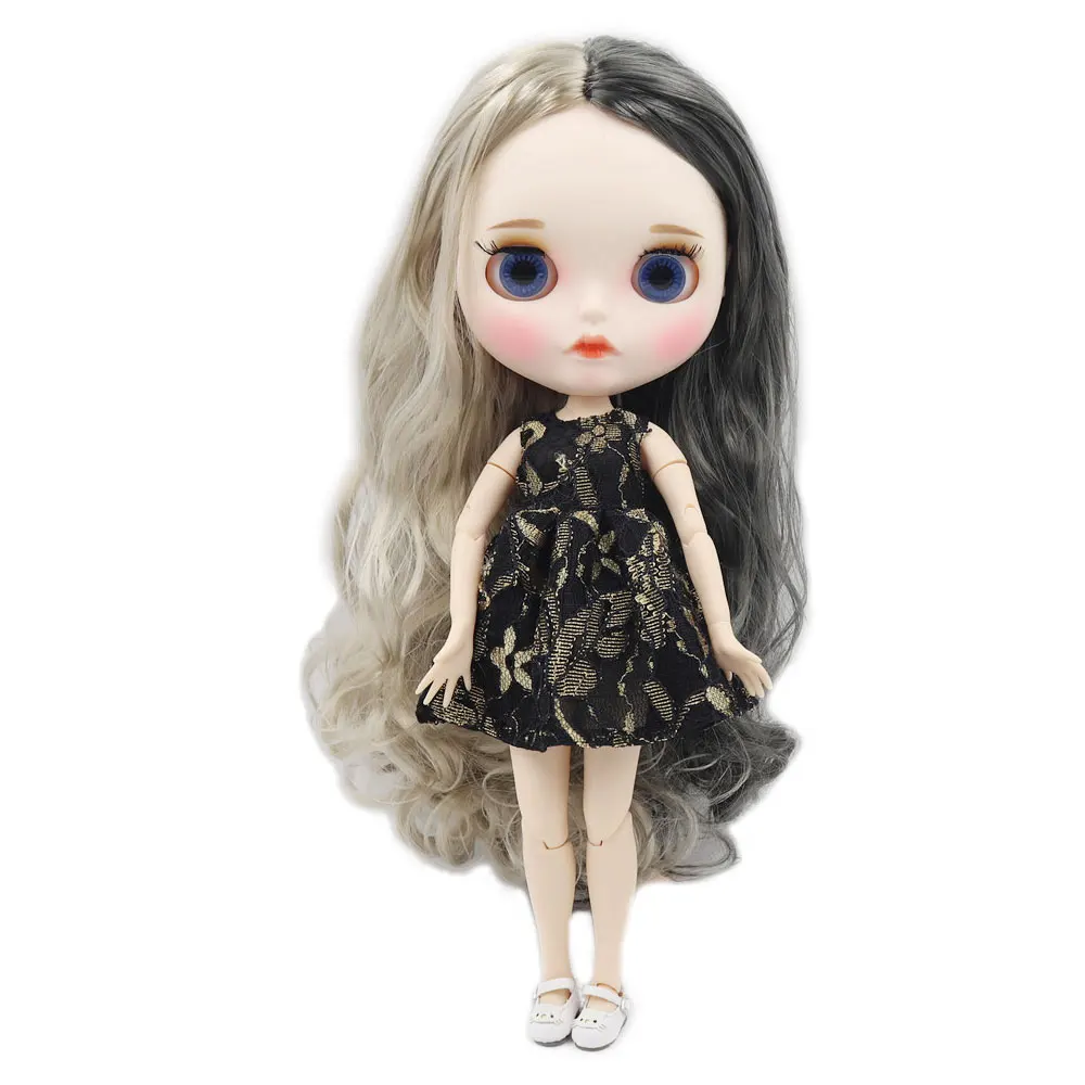 1/6 Blyth doll white skin joint body Black mix Silver hair new matte face with eyebrows Lip gloss. No.BL950/8800
1/6 Blyth doll white skin joint body Black mix Silver hair new matte face with eyebrows Lip gloss. No.BL950/8800