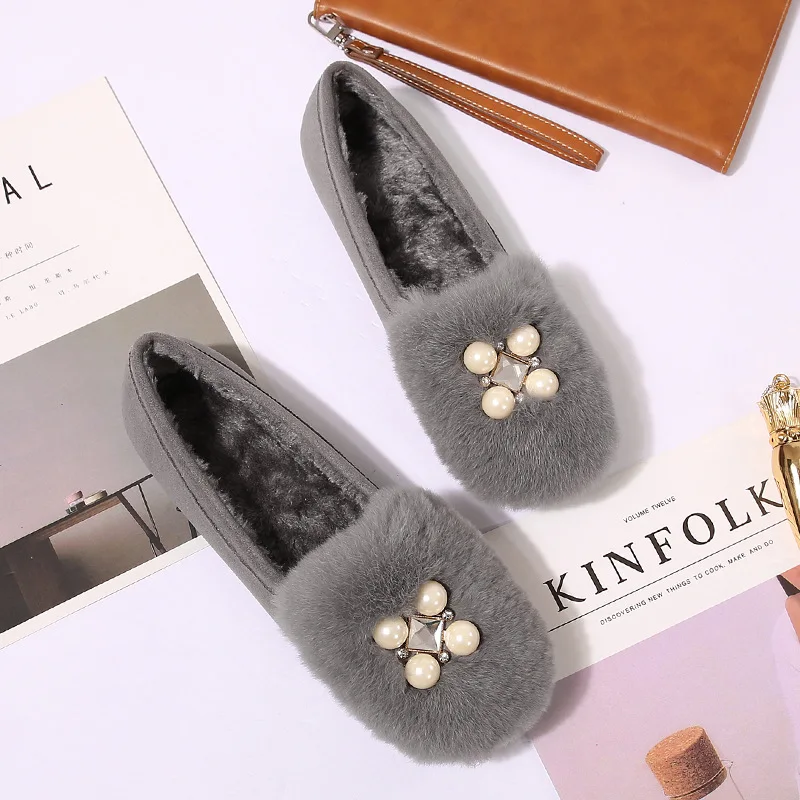 Pearls crystal decoration fur shoes women big size 34-43 rabbit fur cozy loafers ladies winter warm plush espadrilles creepers
Pearls crystal decoration fur shoes women big size 34-43 rabbit fur cozy loafers ladies winter warm plush espadrilles creepers