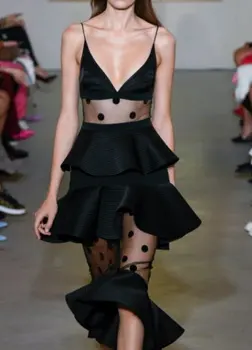 fashion Show Ruffles Dress SexyWomen Deep V-Neck Backless See-Through spaghetti Strap Evening Party celebrity body con wholesale
fashion Show Ruffles Dress SexyWomen Deep V-Neck Backless See-Through spaghetti Strap Evening Party celebrity body con wholesale