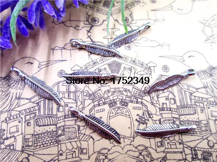 50pcs-- Feather charms, AntiqueTibetan silver Mini Feather Charm Pendant, drop 19x4mm
50pcs-- Feather charms, AntiqueTibetan silver Mini Feather Charm Pendant, drop 19x4mm
