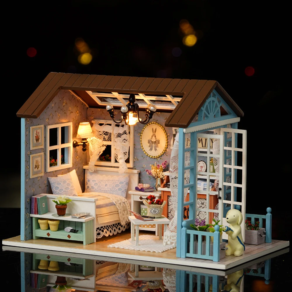 Фото Деревянный миниатюрный кукольный домик с музыкальной коробкой аксессуары для