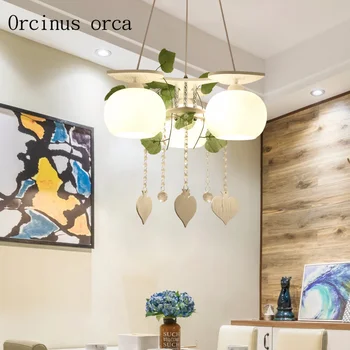 Modern minimalist flowers three chandeliers restaurant coffee shop creative personality LED crystal pendant lamp free shipping
Modern minimalist flowers three chandeliers restaurant coffee shop creative personality LED crystal pendant lamp free shipping