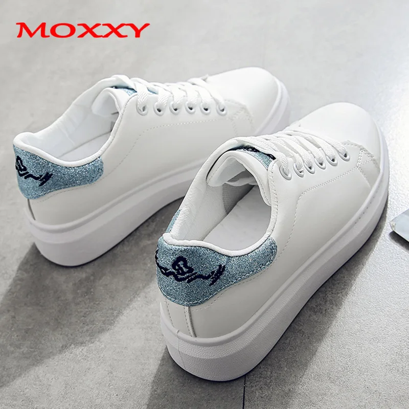 2019 New Glitter Leather Platform White Sneakers Sport Casual Shoes Woman Sneaker Bling Skateboard Canvas Shoes zapatillas mujer
2019 New Glitter Leather Platform White Sneakers Sport Casual Shoes Woman Sneaker Bling Skateboard Canvas Shoes zapatillas mujer