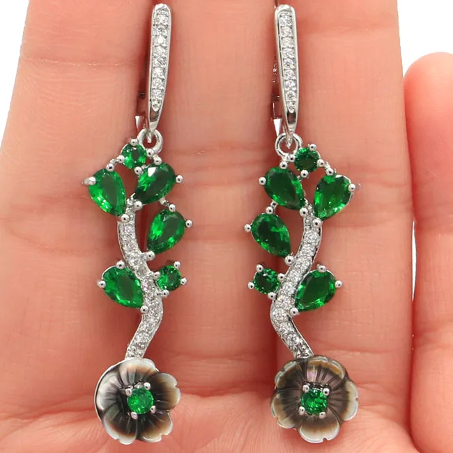 New Arrival Long Fresh Shell Real Green Emerald CZ Ladies Wedding Silver Earrings 50x11mm
New Arrival Long Fresh Shell Real Green Emerald CZ Ladies Wedding Silver Earrings 50x11mm