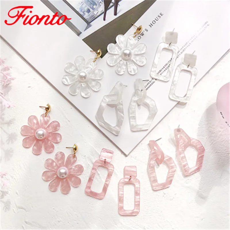 Korean Earrings Cute Petal Acetate Acrylic Resin Dangle Earrings Personality Flower Popular Drop Earrings AN1053
Korean Earrings Cute Petal Acetate Acrylic Resin Dangle Earrings Personality Flower Popular Drop Earrings AN1053