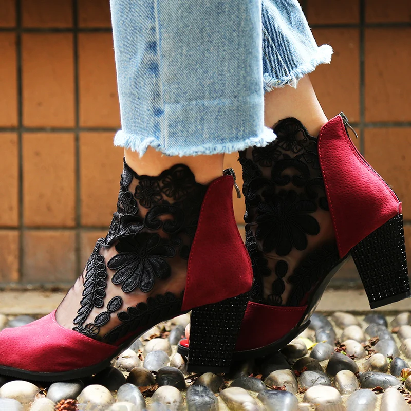 New Mesh Coarse Heels Lace Spring and Summer With Super Fine Waterproof Taiwan Shallow Mouth Shoes Nightclub Fish Mouth Shoes
New Mesh Coarse Heels Lace Spring and Summer With Super Fine Waterproof Taiwan Shallow Mouth Shoes Nightclub Fish Mouth Shoes