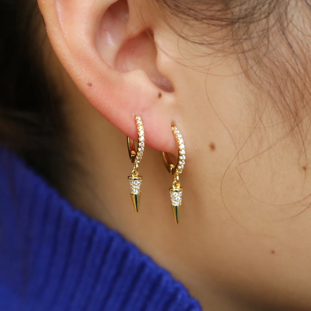New cute charm Dangle Earrings for Women cubic Zircon Rivet Earrings for Girls Party Jewelry Wholesale Beautiful
New cute charm Dangle Earrings for Women cubic Zircon Rivet Earrings for Girls Party Jewelry Wholesale Beautiful