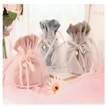 creative Velvet Bundle storage bag China style wedding candy Bags Wedding party supplies European Bride Wedding lace gift Bag
creative Velvet Bundle storage bag China style wedding candy Bags Wedding party supplies European Bride Wedding lace gift Bag