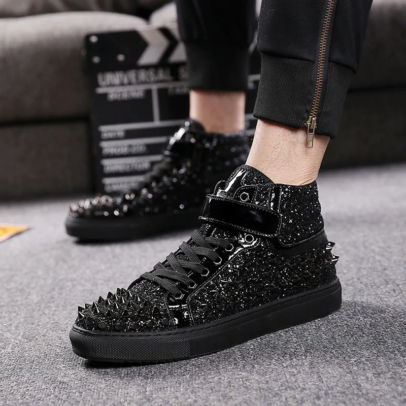 British fashion men luxury party nightclub dress cow leather rivets shoes personality young gentleman ankle boots flat platform
British fashion men luxury party nightclub dress cow leather rivets shoes personality young gentleman ankle boots flat platform
