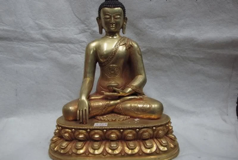 Tibet 100% Copper 24K Gold Gild Buddhism Eight treasures Sakyamuni Buddha Statue 
Tibet 100% Copper 24K Gold Gild Buddhism Eight treasures Sakyamuni Buddha Statue