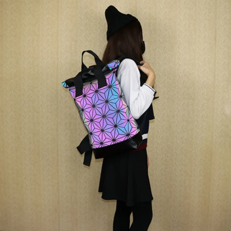 New Women Laser Geometry Backpack Outdoor Large-capacity Sports Mountaineering Bag Folding Shoulder Bags Luminous Bag
New Women Laser Geometry Backpack Outdoor Large-capacity Sports Mountaineering Bag Folding Shoulder Bags Luminous Bag