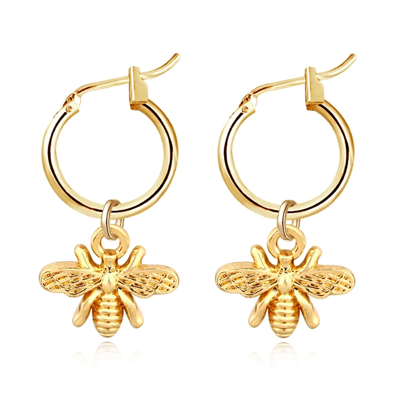1pair Chic Gold Color Small Bee Pendant Earrings For Women Cute Stereoscopic Insect Earrings Fashion Jewelry Gift
1pair Chic Gold Color Small Bee Pendant Earrings For Women Cute Stereoscopic Insect Earrings Fashion Jewelry Gift