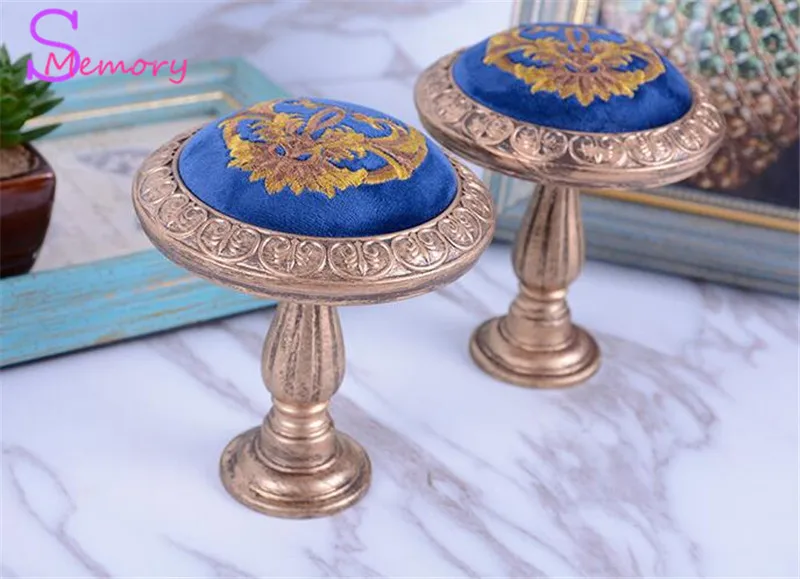 Flocking embroidery Curtain Tie Back Tieback Holders Wall Hooks Hanger Home Decor
Flocking embroidery Curtain Tie Back Tieback Holders Wall Hooks Hanger Home Decor