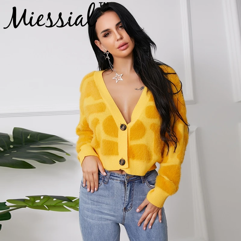 Miessial Yellow leopard knitted sexy bodycon cardigan Women autumn long sleeve sweater Female high fashion v neck winter sweater
Miessial Yellow leopard knitted sexy bodycon cardigan Women autumn long sleeve sweater Female high fashion v neck winter sweater