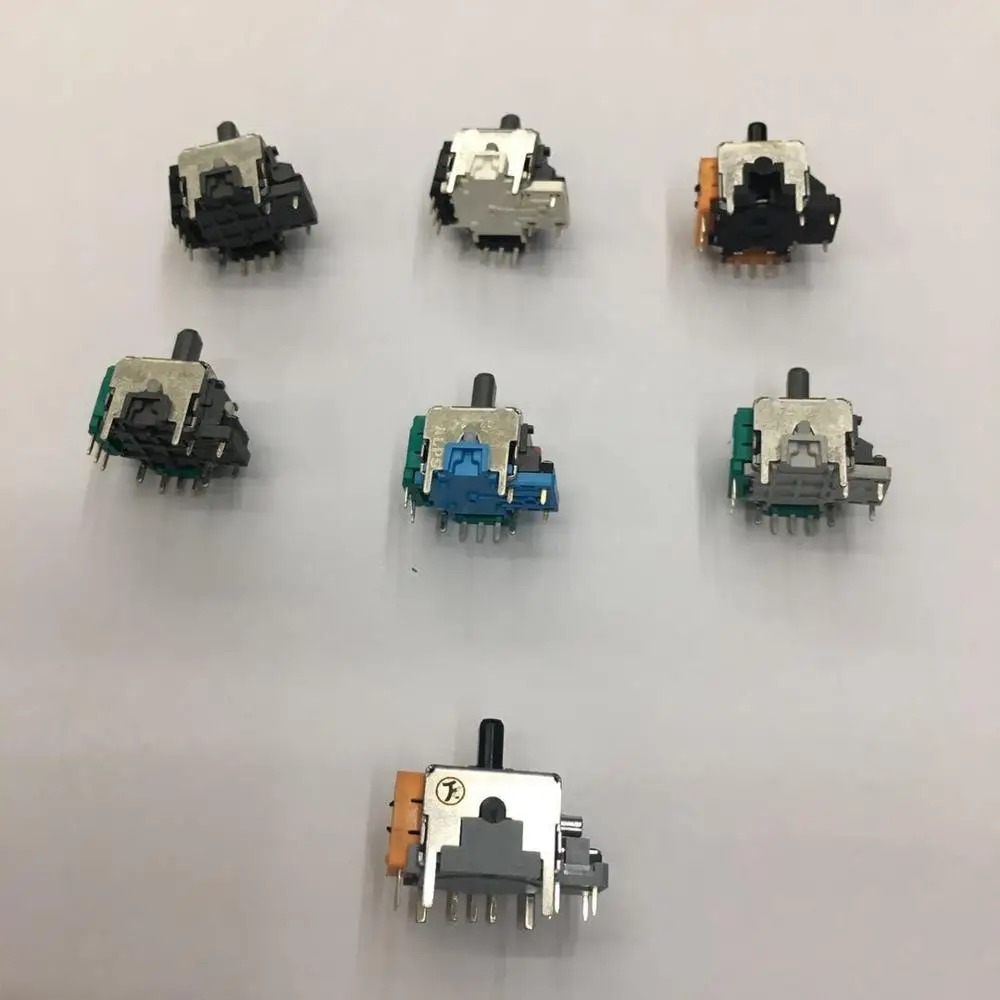 100pcs/Lot ALPS original 3D analog joystick axis sensor module repair part for PS2/ps3/ps4/xbox one/wiiu/xbox 360
100pcs/Lot ALPS original 3D analog joystick axis sensor module repair part for PS2/ps3/ps4/xbox one/wiiu/xbox 360