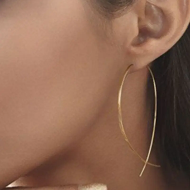 New Fish Shaped Stud Simplicity Earrings Copper Wire Hand Made Geometric Earring for Women 2019 Jewelry Wholesale
New Fish Shaped Stud Simplicity Earrings Copper Wire Hand Made Geometric Earring for Women 2019 Jewelry Wholesale