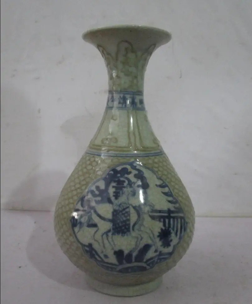 Rare Chinese Ming Dynasty old ceramic vases,With a mark ,Antique ceramic big vase
Rare Chinese Ming Dynasty old ceramic vases,With a mark ,Antique ceramic big vase