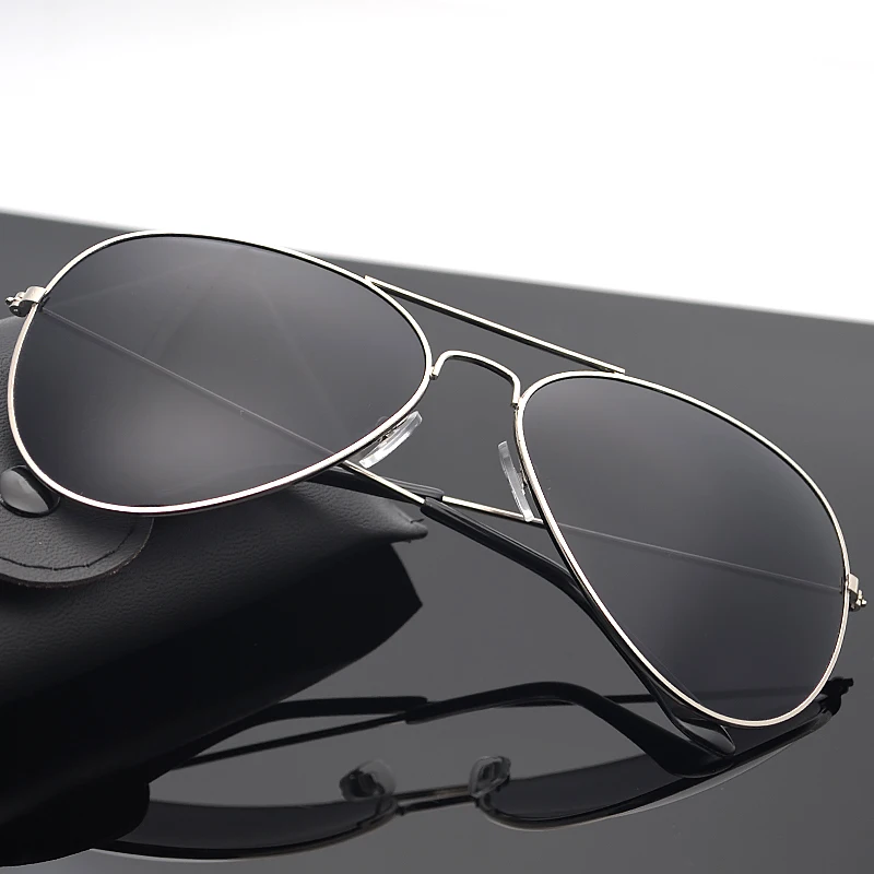 Classic mens Polarized sunglasses 2019 brand designer Tom Cruise Same style sun Glasses Pilot Sunglasses for men Women UV400
Classic mens Polarized sunglasses 2019 brand designer Tom Cruise Same style sun Glasses Pilot Sunglasses for men Women UV400
