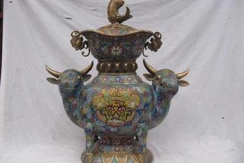 100% Pure Bronze cloisonne Regius Palace OX Bull Head Zun incense burner Censer
100% Pure Bronze cloisonne Regius Palace OX Bull Head Zun incense burner Censer