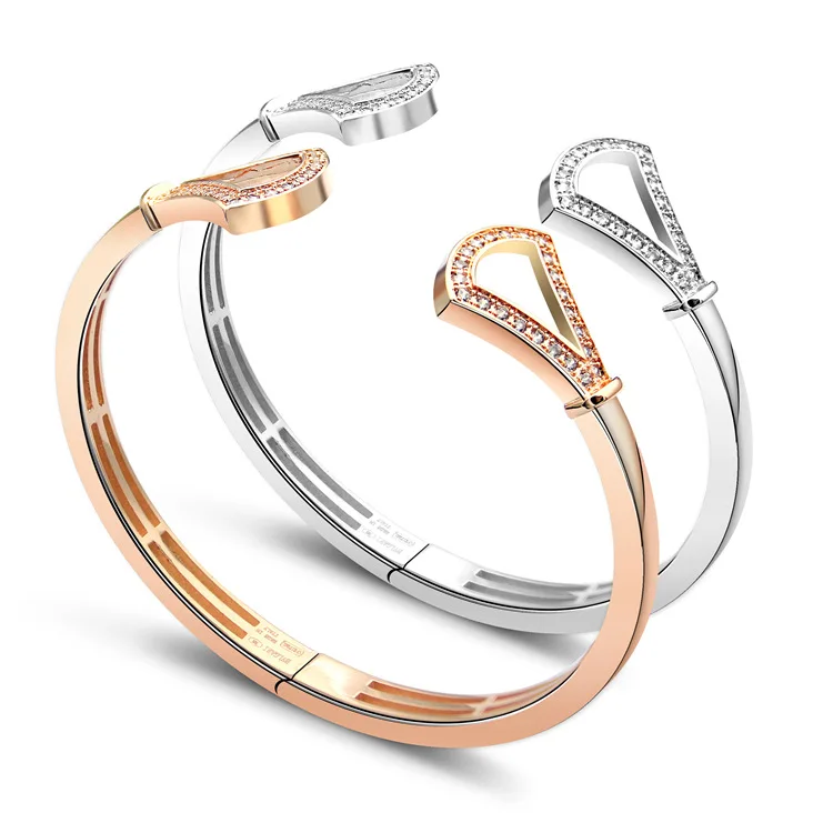 Fashion charm jewelry letters hollow out the fan opening rhinestone bracelet for women
Fashion charm jewelry letters hollow out the fan opening rhinestone bracelet for women