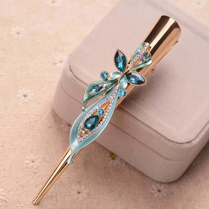 Retro Crystal Flower Butterfly Hair Clip Women Classic Plated Exaggerated Large Metal Hair Claw Hair Accessories
Retro Crystal Flower Butterfly Hair Clip Women Classic Plated Exaggerated Large Metal Hair Claw Hair Accessories