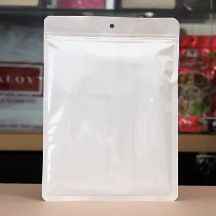 18*24.5mm Tshirt bag White Self sealing waterproof bags socks/underwear/towel packing Bag 100piece\lot Fast free shipping
18*24.5mm Tshirt bag White Self sealing waterproof bags socks/underwear/towel packing Bag 100piece\lot Fast free shipping