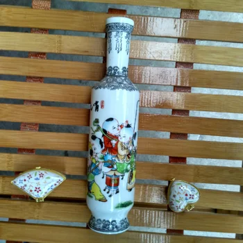 Antique porcelain miscellaneous antiques Handmade painted vase ornaments boy Lantern Festival Home Furnishing Bangchui bottles
Antique porcelain miscellaneous antiques Handmade painted vase ornaments boy Lantern Festival Home Furnishing Bangchui bottles