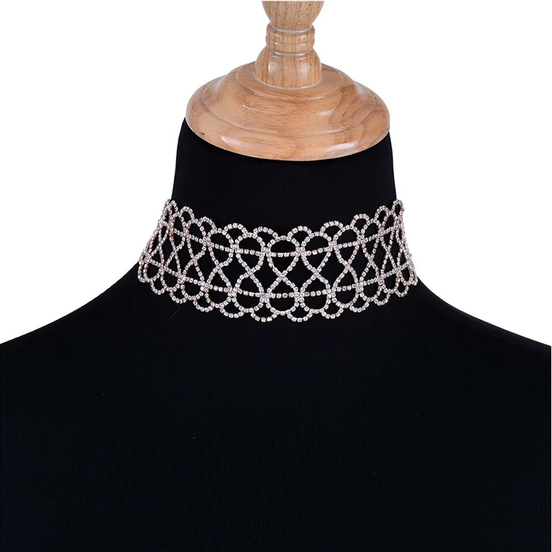 Wide 2017 New Europe America 8 Design Personalized Torques Short Necklace Fashion Lace Up Choker For Women Silver Gold 2Colors
Wide 2017 New Europe America 8 Design Personalized Torques Short Necklace Fashion Lace Up Choker For Women Silver Gold 2Colors