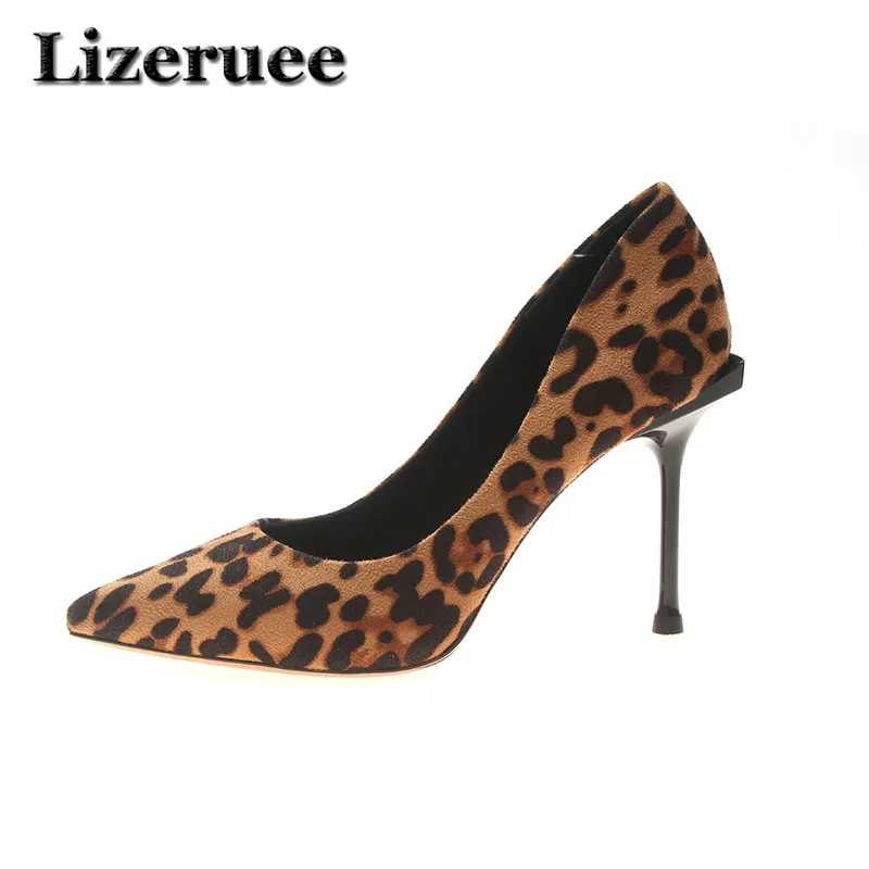 leather sexy Leopard grain design high heels pumps women shoes red heels wedding shoes stiletto women heels shoes chaussures
leather sexy Leopard grain design high heels pumps women shoes red heels wedding shoes stiletto women heels shoes chaussures