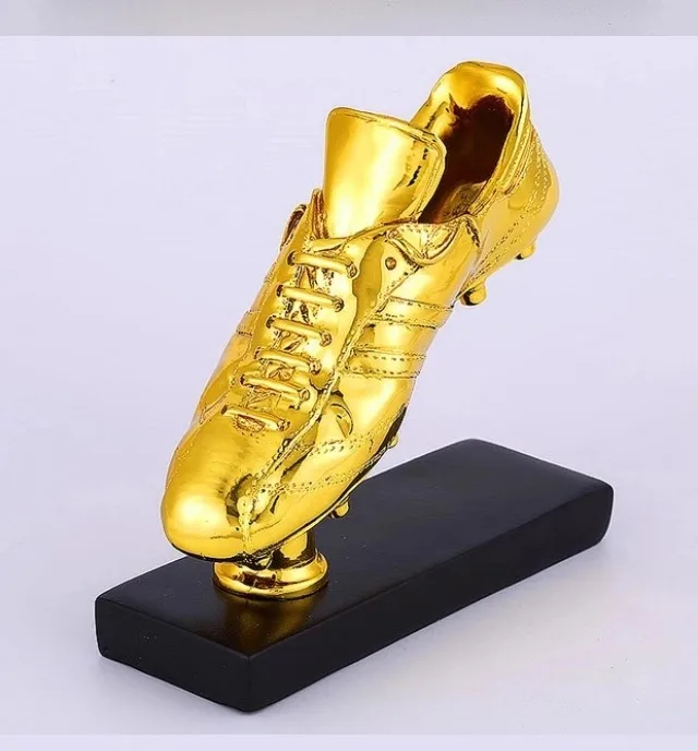 World Cup Golden Boot Trophy Full Scale 1:1 Football Soccer Souvenirs Award Free Engraving Christmas gift
World Cup Golden Boot Trophy Full Scale 1:1 Football Soccer Souvenirs Award Free Engraving Christmas gift