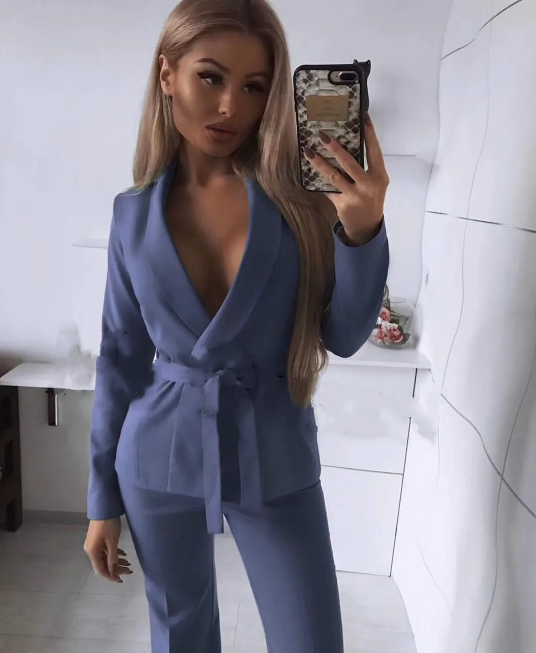 2019 New Time-limited Polyester Full Sashes V-neck Fly Women's Suit Collar Tie + Trousers Solid Color 2 Piece Set Women
2019 New Time-limited Polyester Full Sashes V-neck Fly Women's Suit Collar Tie + Trousers Solid Color 2 Piece Set Women