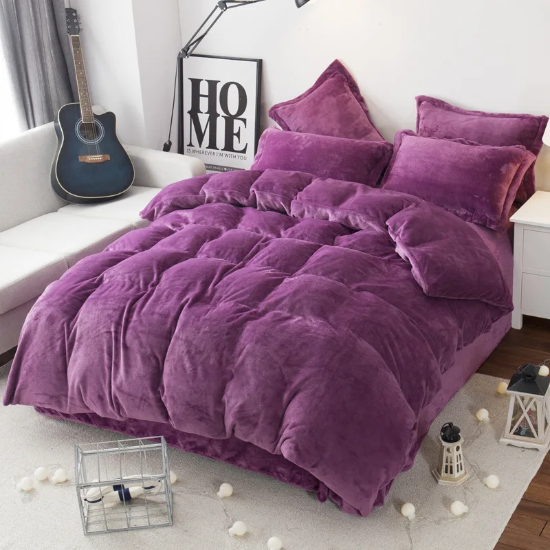 Free Shipping Modern Style Soft Fay Velvet Duvet Cover Set Bed Sheet Pillowcase King Size Super Soft Bedding Sets JAJU036
Free Shipping Modern Style Soft Fay Velvet Duvet Cover Set Bed Sheet Pillowcase King Size Super Soft Bedding Sets JAJU036