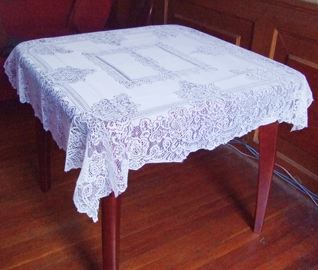 Free shipping floral lace table cloth 120*120cm(47"*47") Square100% polyester white color
Free shipping floral lace table cloth 120*120cm(47"*47") Square100% polyester white color