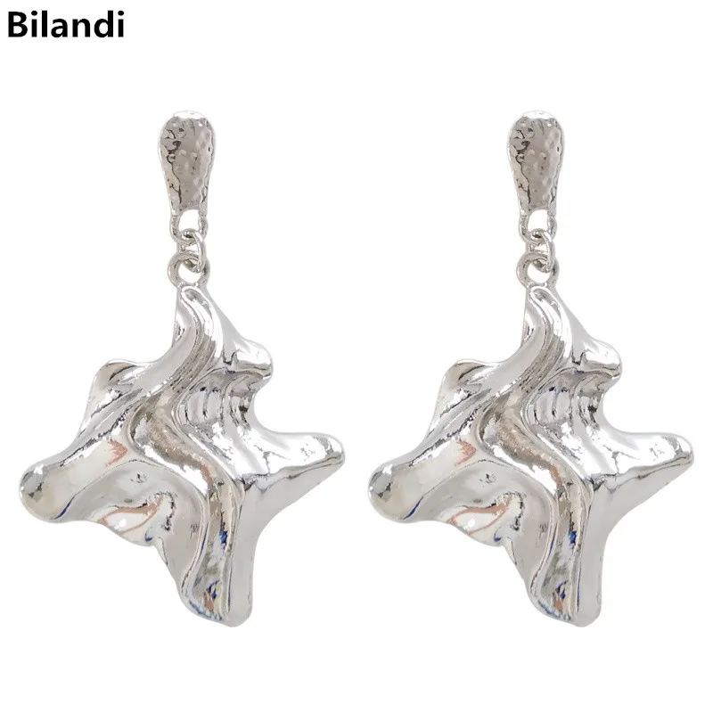 Exaggerated Fashion Imitation Jewelry Gold Plating Zinc Alloy Drop Earrings For Woman
Exaggerated Fashion Imitation Jewelry Gold Plating Zinc Alloy Drop Earrings For Woman