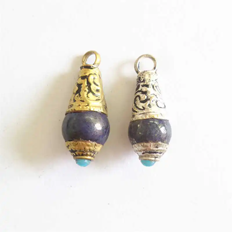 TBP627 Nepal Vintage Water Drop Charms Copper Capped Lapis Lazuli Lovely Pendants
TBP627 Nepal Vintage Water Drop Charms Copper Capped Lapis Lazuli Lovely Pendants