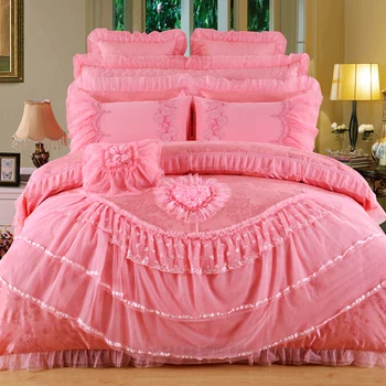 2018 Silk Cotton Satin Jacquard Love Song Luxury Wedding Bedding Set Applique Lace Duvet Cover Set Bedspread Queen King 4/6/8/10 
2018 Silk Cotton Satin Jacquard Love Song Luxury Wedding Bedding Set Applique Lace Duvet Cover Set Bedspread Queen King 4/6/8/10