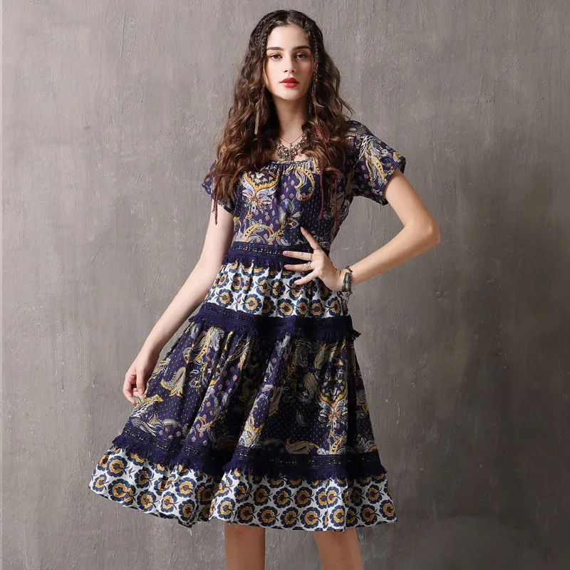 Brand ladies' clothing Spring, summer and autumn new large size loose printed dresses Vintage lace mid-sleeve dresses
Brand ladies' clothing Spring, summer and autumn new large size loose printed dresses Vintage lace mid-sleeve dresses