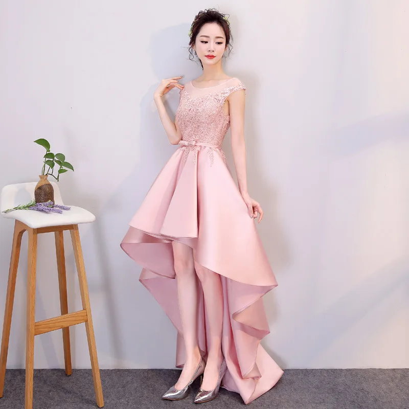 2019 Spring New Pink Evening Dress Short Front Long Back Banquet Party Dress Illusion O-neck Appliques Flower Haute Couture
2019 Spring New Pink Evening Dress Short Front Long Back Banquet Party Dress Illusion O-neck Appliques Flower Haute Couture