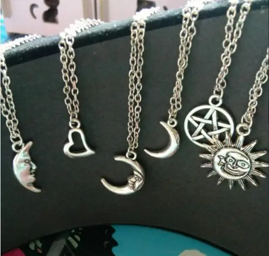 Fashion simple punk Vintage alloy geometric round five-pointed star moon peach heart sun pendant female necklace beach jewelry
Fashion simple punk Vintage alloy geometric round five-pointed star moon peach heart sun pendant female necklace beach jewelry