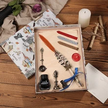 Vintage Peacock Feather Pen Personality Dip Water Pen Set Creative Metal Fountain Pen Gift Box For 1Seal +1 Spoon +3 Lacquer wax 
Vintage Peacock Feather Pen Personality Dip Water Pen Set Creative Metal Fountain Pen Gift Box For 1Seal +1 Spoon +3 Lacquer wax