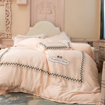 2018 Luxury 4pcs King Size blue pink tencel Bedding Set embroidery lace Duvet Cover Sets Pillowcases Pillow Covers
2018 Luxury 4pcs King Size blue pink tencel Bedding Set embroidery lace Duvet Cover Sets Pillowcases Pillow Covers