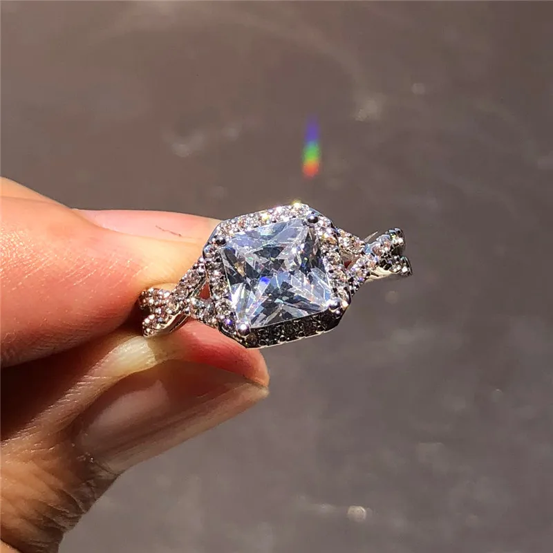 Luxury Crystal Female White Wedding Ring Fashion Female 925 Silver Cross Ring Cute Promise Bridal Engagement Rings For Women
Luxury Crystal Female White Wedding Ring Fashion Female 925 Silver Cross Ring Cute Promise Bridal Engagement Rings For Women