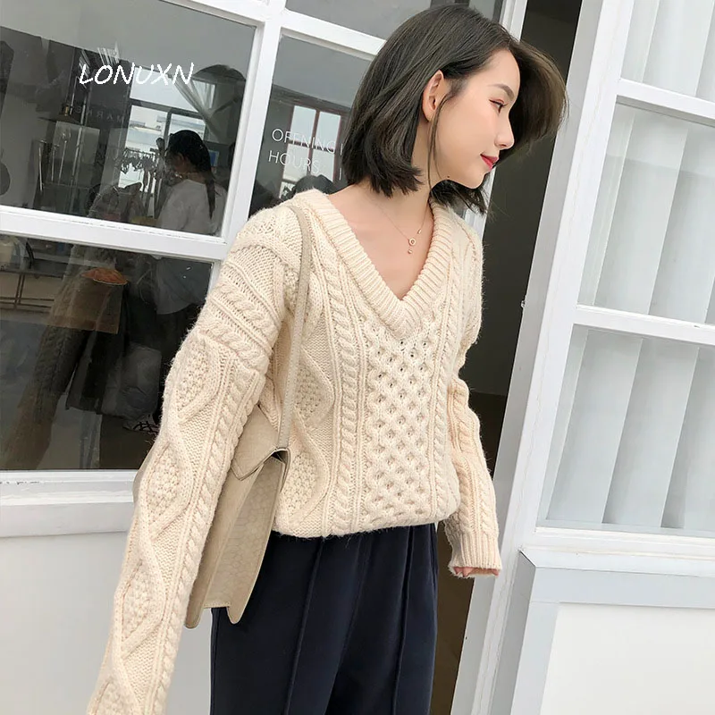 2 colors high quality Korean version Solid color shorts Women's sweater Coarse wool winter Girls Long sleeve V-Neck Pullovers
2 colors high quality Korean version Solid color shorts Women's sweater Coarse wool winter Girls Long sleeve V-Neck Pullovers