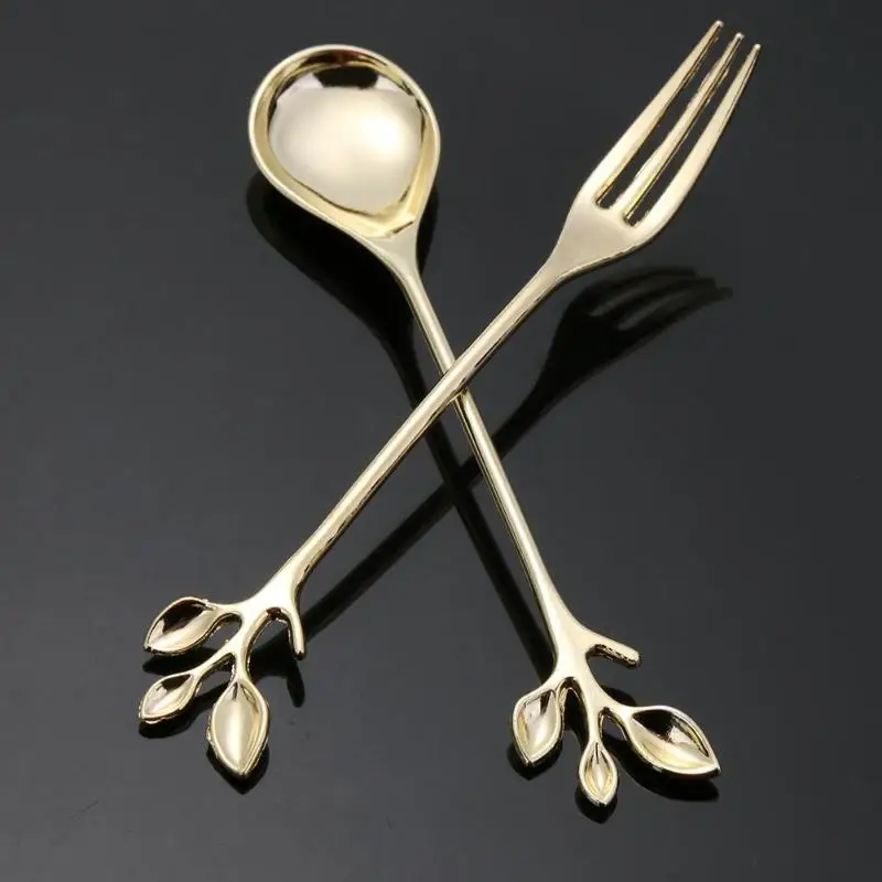 2 Pcs Vintage Spoons Fork Royal Gold Metal Carved Mini Coffee Spoons Kitchen Accessories fruit prikkers dessert Fork
2 Pcs Vintage Spoons Fork Royal Gold Metal Carved Mini Coffee Spoons Kitchen Accessories fruit prikkers dessert Fork