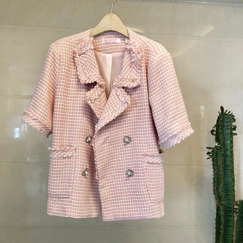 2019 Summer Runway Designer Tweed Jacket Women Short Sleeve Notched Pearls Double-Breasted Tassles Pocket Woolen Jacket Coat
2019 Summer Runway Designer Tweed Jacket Women Short Sleeve Notched Pearls Double-Breasted Tassles Pocket Woolen Jacket Coat